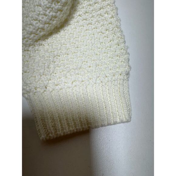 Gap Women’s Textured Sweater Sz L Marshmallow Loose Knit New Split Side - Picture 3 of 11